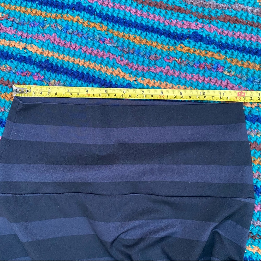 K-Deer Full Length Leggings in Jody Stripe High Waisted Rise Black Gray Ombré M - Picture 9 of 12